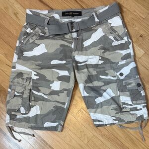 XRAY Jeans Camo Cargo Shorts size 34